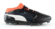 Load image into Gallery viewer, Puma One 18.2 FG Fußballschuhe Nocken Schwarz Coral Soccer Boots EU 44 - Weseli
